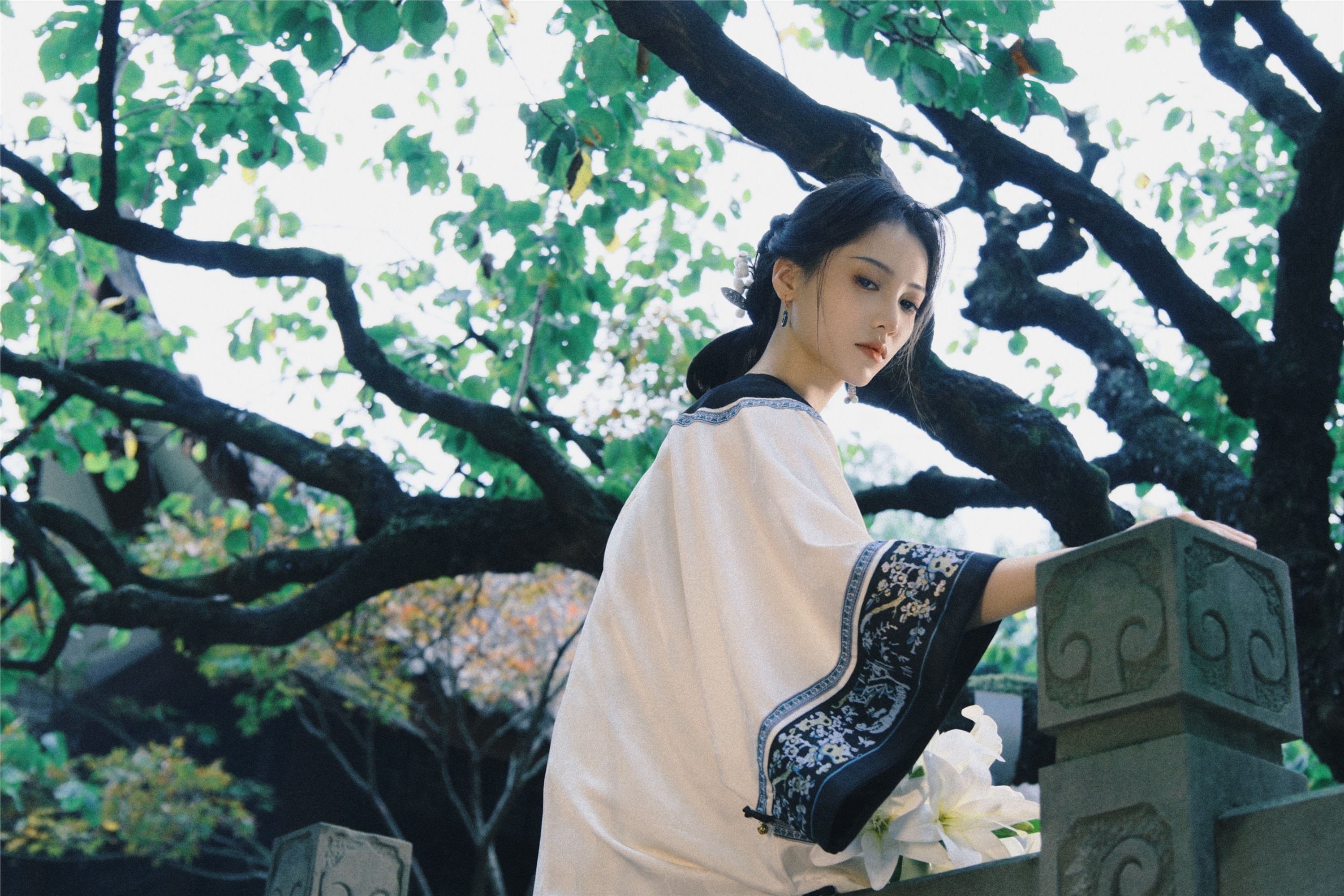 YITUYU艺图语 2025.01.12 锁清秋 珠珠